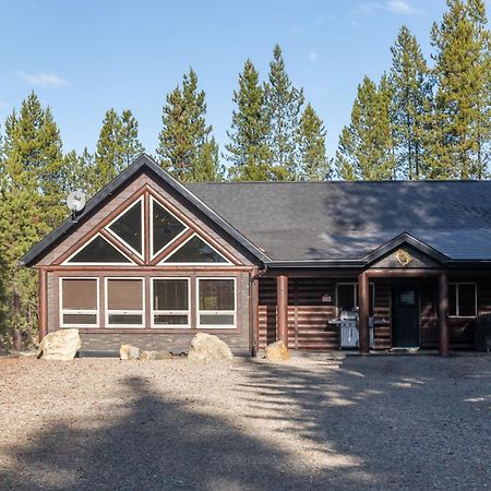 Wolf Den Villa Valemount Luaran gambar